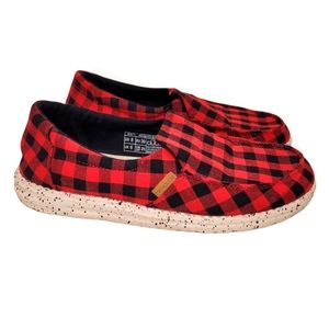 Hey Dude Misty Redblack Buffalo Plaid 